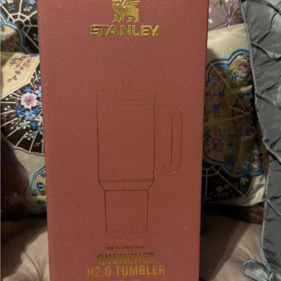 NWT Limited Edition Stanley Copper Tinsel 40oz Quencher - Picture 2 of 7